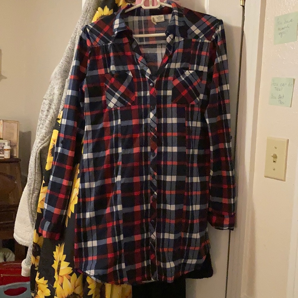 Women’s Plaid shirt